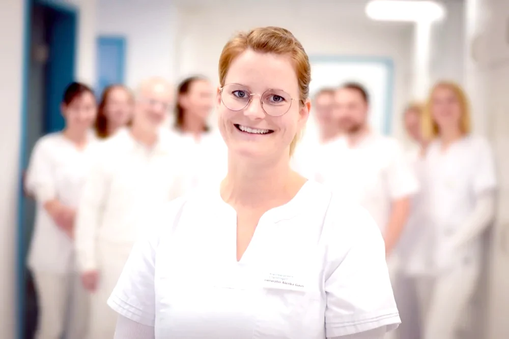 Porträt Alenka Gaus, Tierärztin für Kardiologie und Ultraschall.